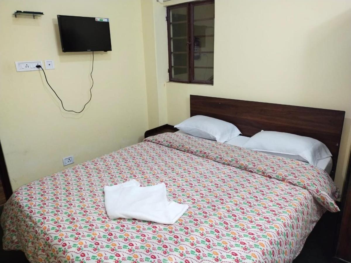 דרג'ילינג Hotel Himalaya Residency Kanchenjunga View מראה חיצוני תמונה