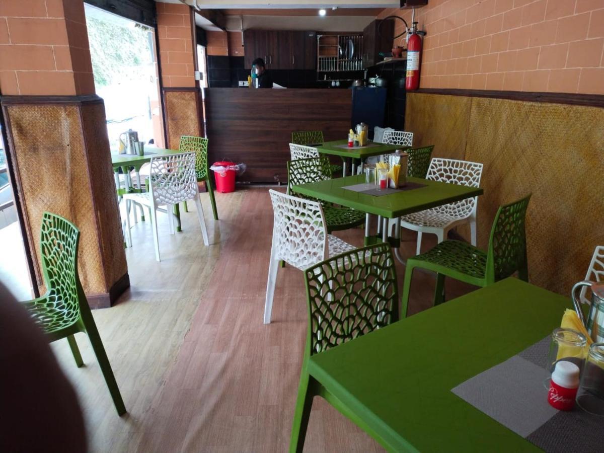 דרג'ילינג Hotel Himalaya Residency Kanchenjunga View מראה חיצוני תמונה
