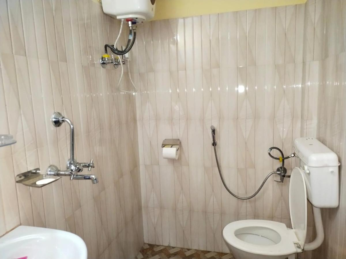 דרג'ילינג Hotel Himalaya Residency Kanchenjunga View מראה חיצוני תמונה